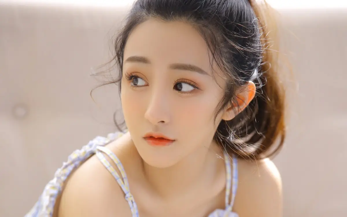 林芝和上海私人伴游一起探访体验上海里弄