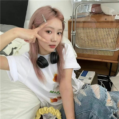 林芝伴游女生左惜筠的资料