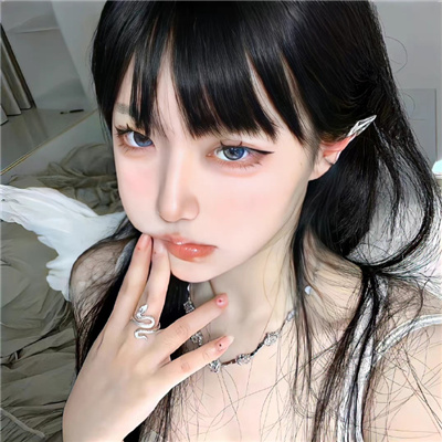 林芝伴游女生孛安春的资料